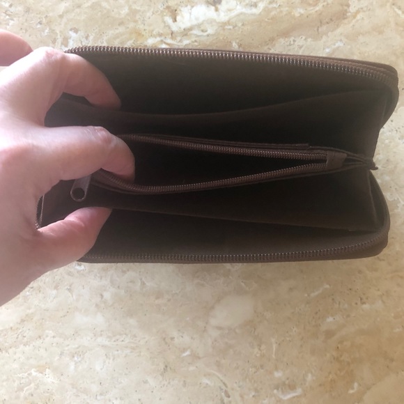 Vegan Leather Wallet - Brown (EUC) - Picture 4 of 9